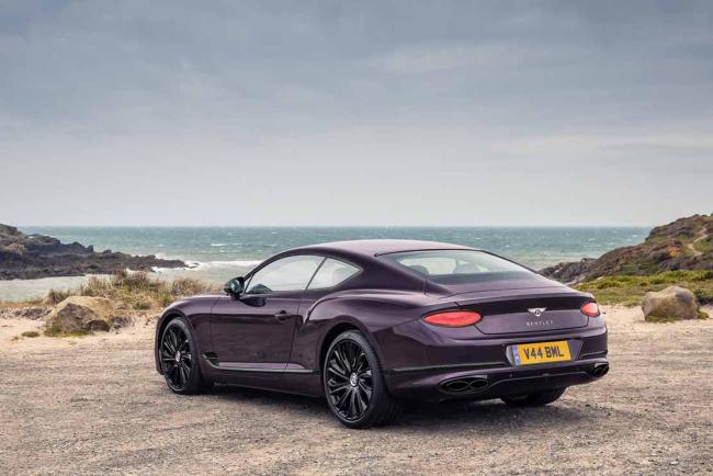 Galerie Bentley Continental GT Mulliner Blackline millésime 2022