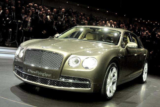 Exterieur_Bentley-Flying-Spur-W12_5