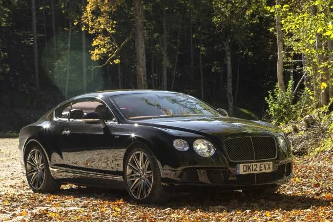 Bentley Continental GT : pourquoi choisir ce bolide ?