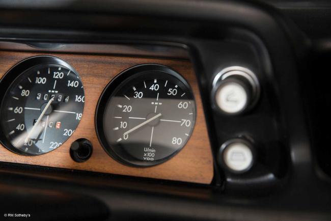 Interieur_Bmw-2002-Tii-Alpina-A4S_14