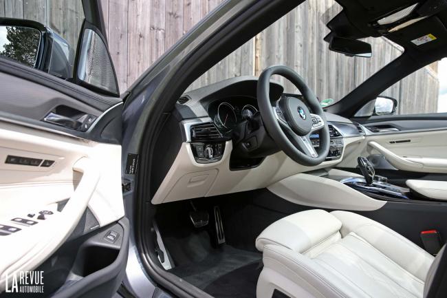 Interieur_Bmw-530d-Touring-2017_35