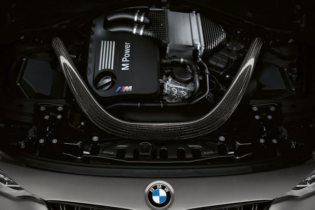 Interieur_Bmw-M3-CS_11