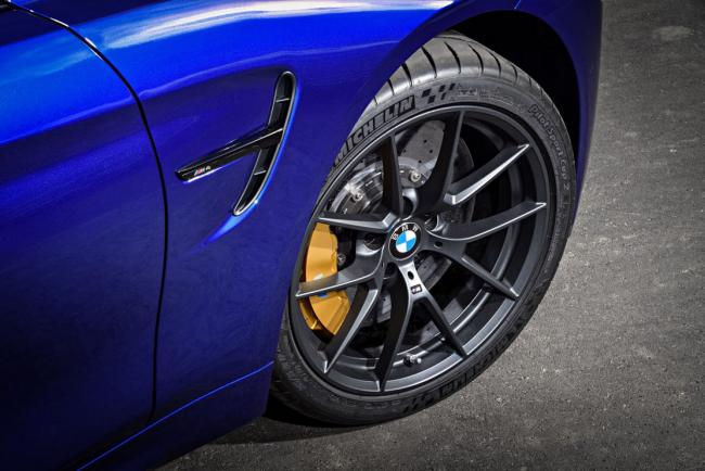 Exterieur_Bmw-M4-CS_20