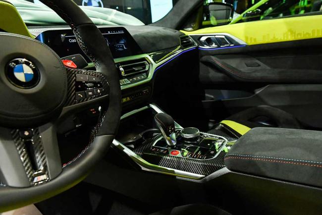 Interieur_bmw-m4-competition-by-alcantara_4