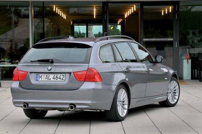 Exterieur_Bmw-Serie-3-Touring-2008_3