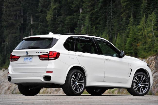 Exterieur_Bmw-X5-M50d-2014_5