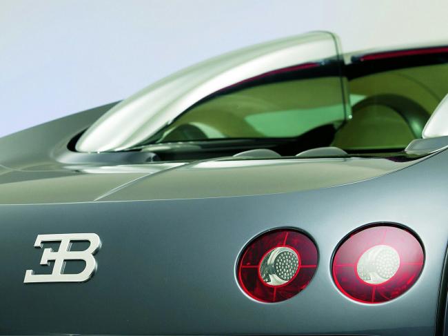 Exterieur_Bugatti-Veyron_25