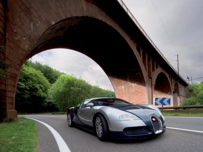 Exterieur_Bugatti-Veyron_53