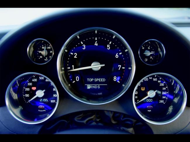 Interieur_Bugatti-Veyron_75