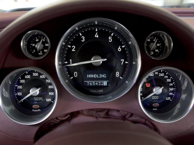 Interieur_Bugatti-Veyron_71