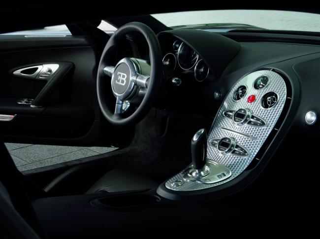 Interieur_Bugatti-Veyron_73