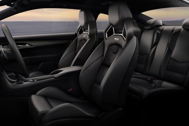 Interieur_Cadillac-ATS-V-2015_17