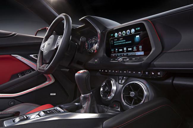 Interieur_Chevrolet-Camaro-6_16