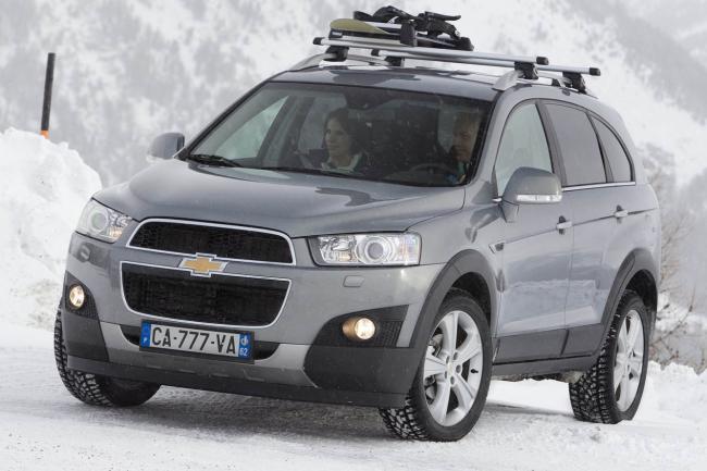 Exterieur_Chevrolet-Captiva-2011_5