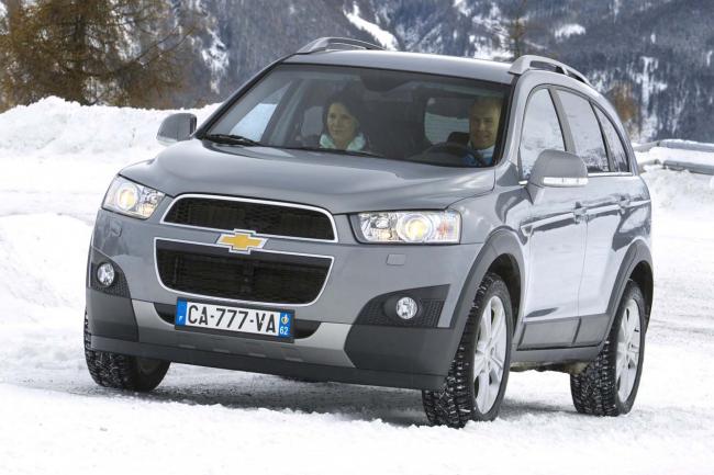 Exterieur_Chevrolet-Captiva-2011_3