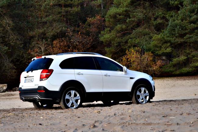 Exterieur_Chevrolet-Captiva-VCDi-LTZ_0