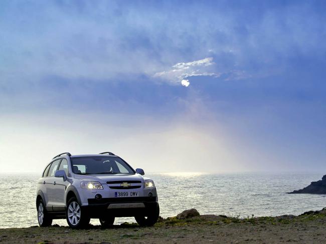 Exterieur_Chevrolet-Captiva_2