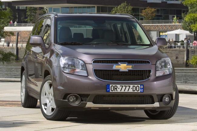 Exterieur_Chevrolet-Orlando_0