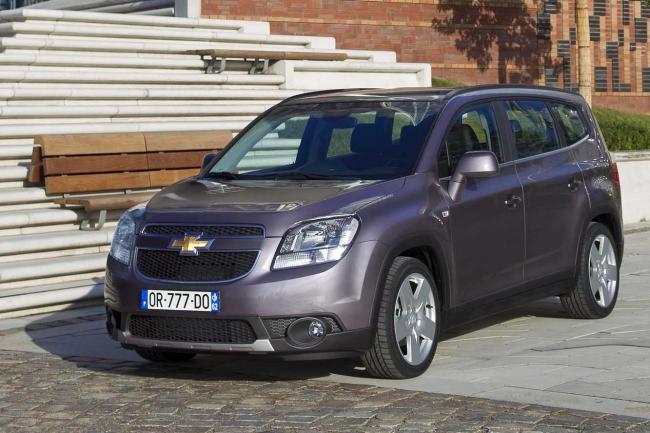 Exterieur_Chevrolet-Orlando_4