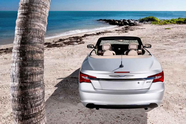 Exterieur_Chrysler-200-Cabriolet_3