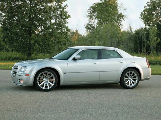 Exterieur_Chrysler-300C_2