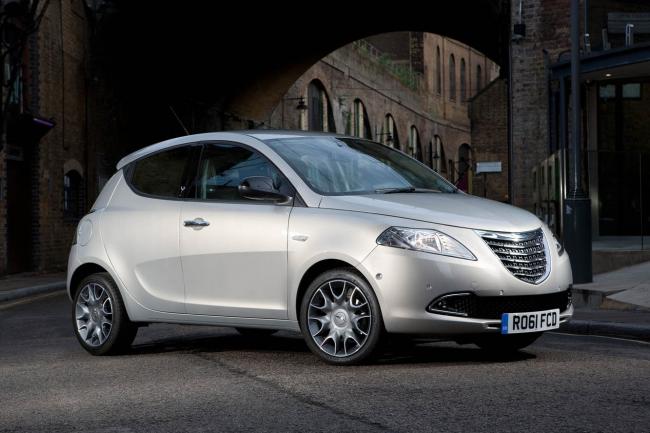 Exterieur_Chrysler-Ypsilon_4