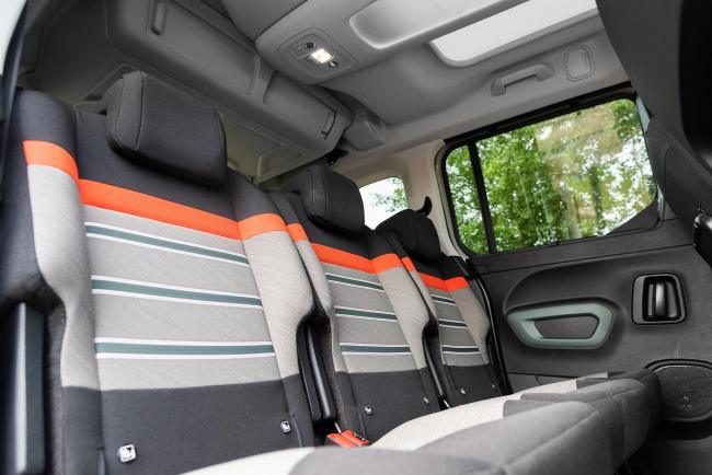 Interieur_Citroen-Berlingo-PureTech-110_32