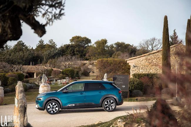 Exterieur_Citroen-C4-Cactus-PureTech-130_13