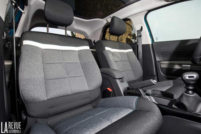 Interieur_Citroen-C4-Cactus-PureTech-130_39