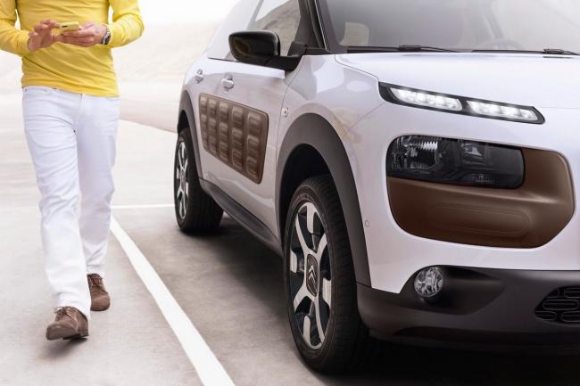 Exterieur_Citroen-C4-Cactus_10