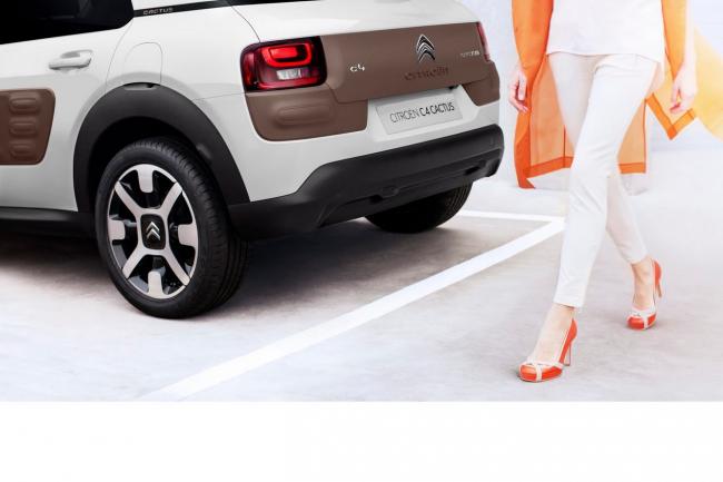 Exterieur_Citroen-C4-Cactus_8