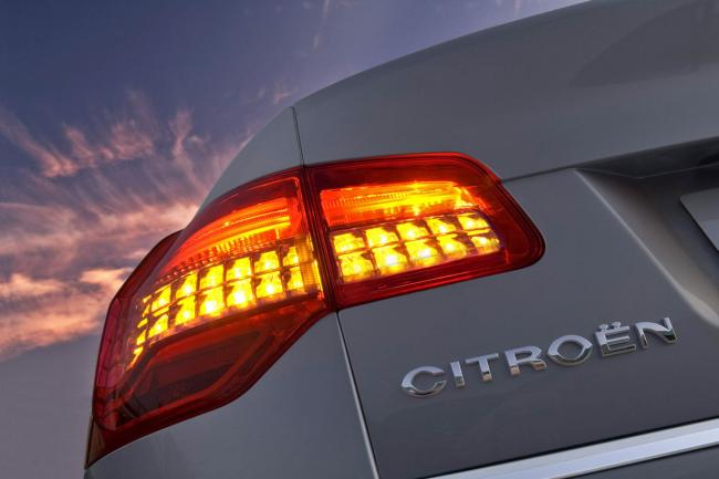 Exterieur_Citroen-C5-II_0