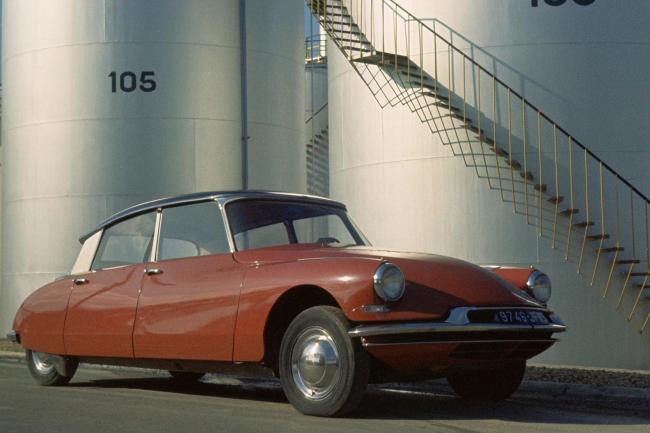 Exterieur_Citroen-DS-19-1955_2