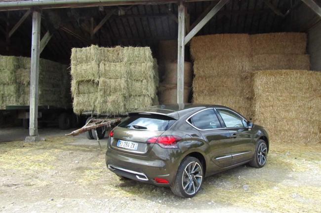 Exterieur_Citroen-DS4-Sport-Chic_2