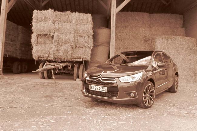 Exterieur_Citroen-DS4-Sport-Chic_4