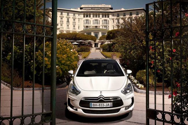 Exterieur_Citroen-DS5-Pure-Pearl_2