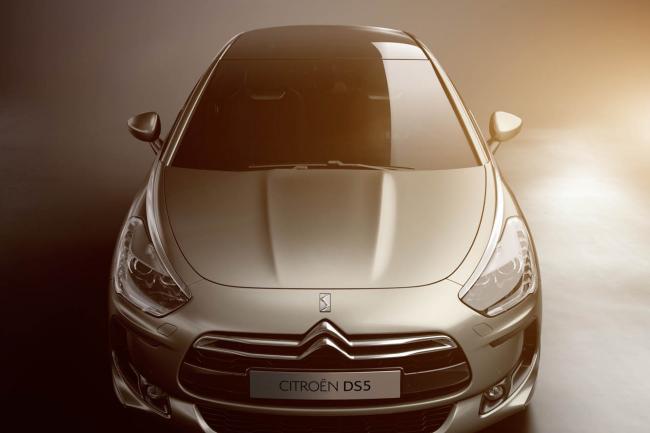 Exterieur_Citroen-DS5-White-Pearl_4