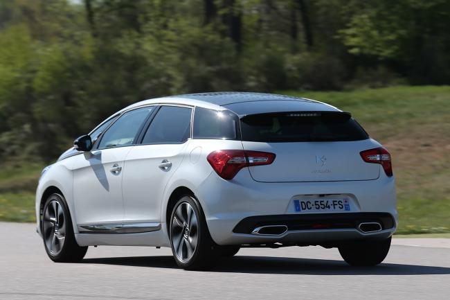 Exterieur_Citroen-DS5-blueHDI_3