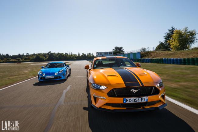 Exterieur_Comparatif-Alpine-A110-VS-Ford-Mustang_23