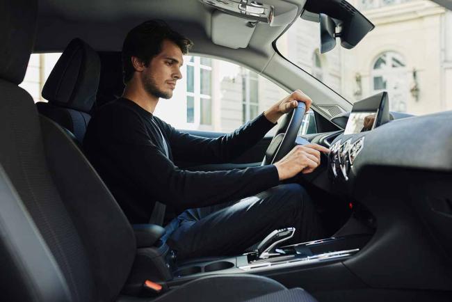 Interieur_ds-3-performance-line-millesime-2023_1