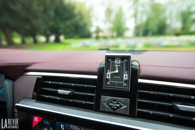 Interieur_ds-9-e-tense-225-essai_15