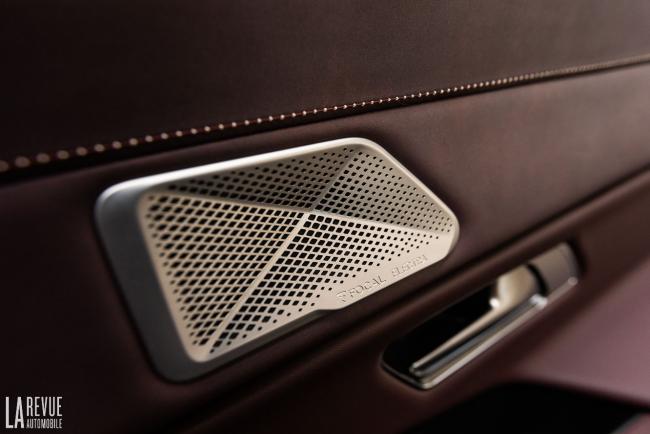 Interieur_ds-9-e-tense-225-essai_27
