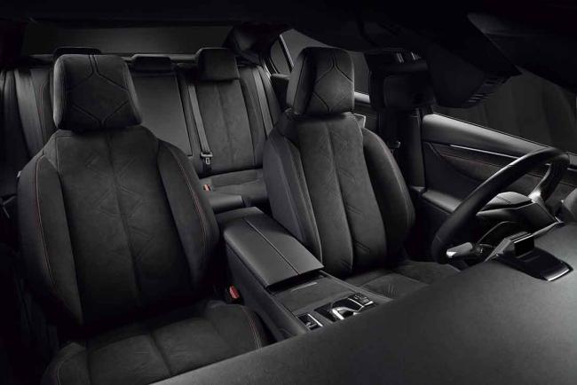 Interieur_ds-9-performance-line_0