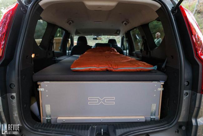 Exterieur_dacia-jogger-extreme-hybrid-140-un-pack-sleep-pour-l-aventure_25