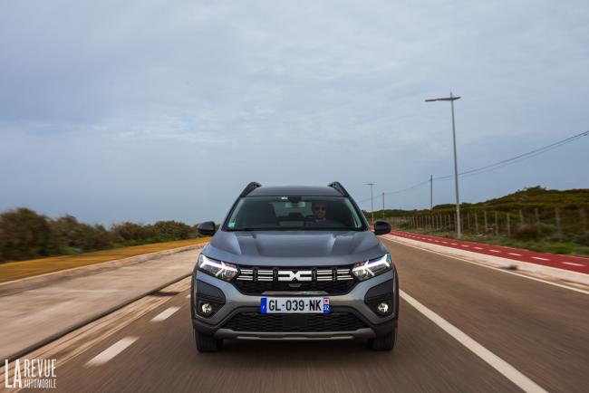 Exterieur_dacia-jogger-hybride-essai_1
