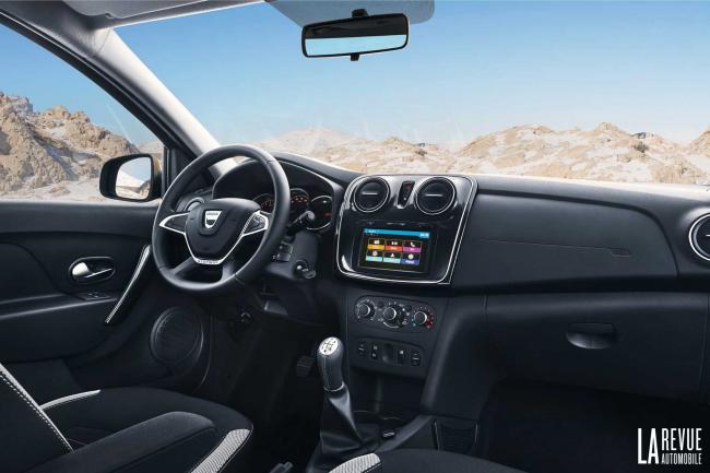 Interieur_Dacia-Logan-MCV-Stepway_11