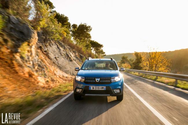 Exterieur_Dacia-Sandero-Stepway-TCe-90_11