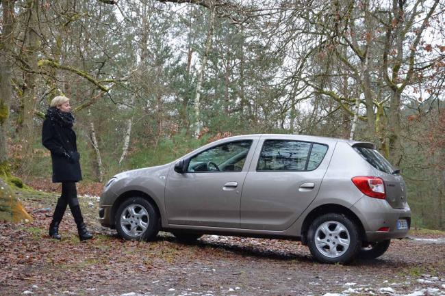 Exterieur_Dacia-Sandero-dCi-Laureate_11