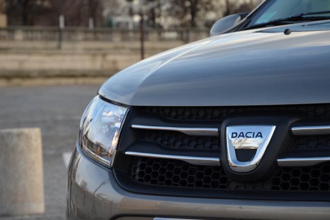 Exterieur_Dacia-Sandero-dCi-Laureate_4