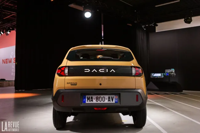 Dacia Spring 2024 :  + ROBUSTE et + OUTDOOR que jamais ...?